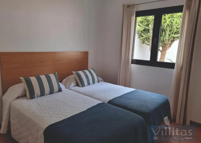 Bermeja 25 By Villitas * פלאיה בלנקה